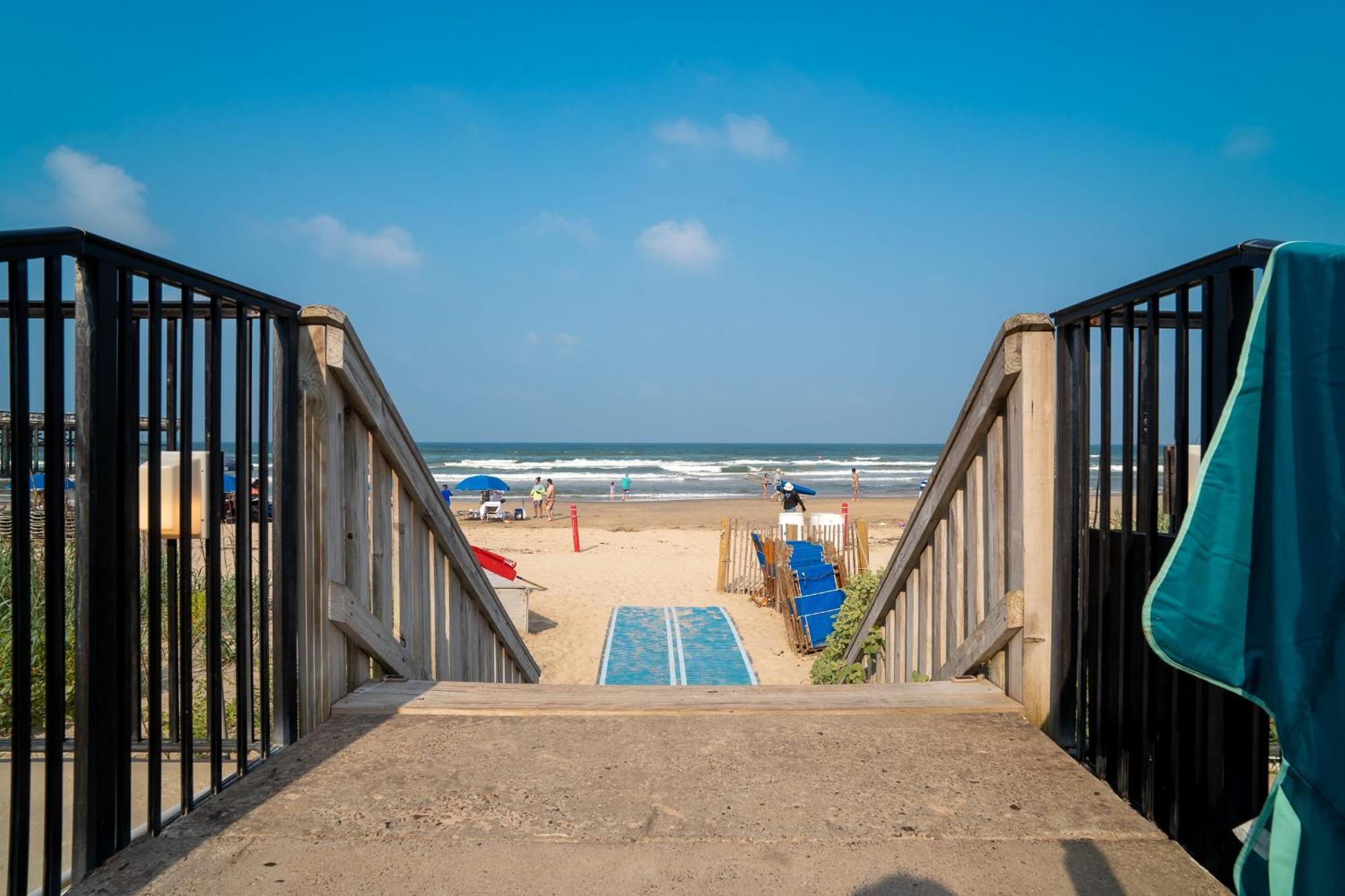 Herons Haven Coastal Elegance With Pool Access 223 South Padre Island Exteriér fotografie
